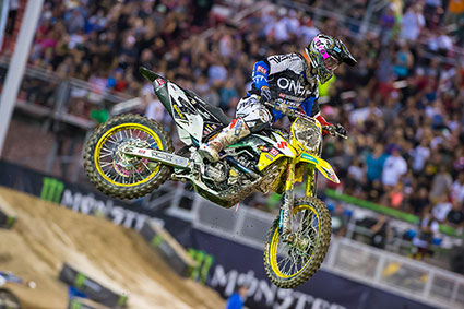 Blake_Baggett_Yoshimura_Suzuki_Monster_Energy_Cup_2015_Photo_7